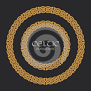 Celtic knot braided frame border circle ornament
