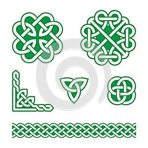 Celtic knots green patterns -