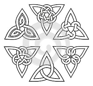 Celtic trinity knot set