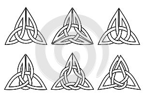 Celtic trinity knot set