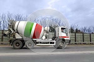 Cement lorry