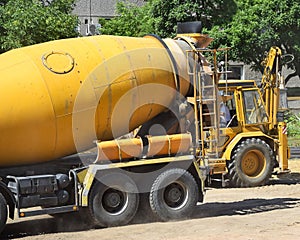 Cement mixer truck