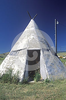 Cement Tipi, NV City, MT