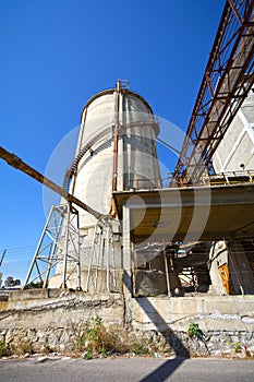 Cement transshipment facility photo