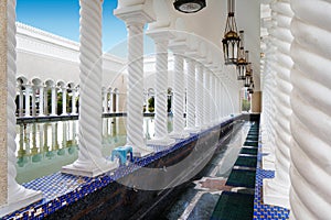 Sultan Omar Ali Saifuddien Mosque in Brunei photo