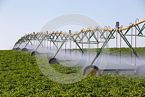 Center pivot crop irrigation system for farm management