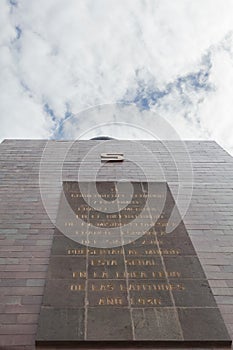 Center Of The World, Mitad Del Mundo, South View photo