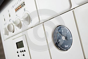 Central heating boiler pressure