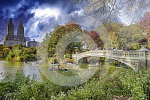 Central Park Lake and Bow Bridge under a coming storm, New York, USA