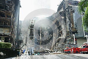 Centralworld shopping complex burned.