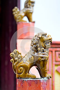 Ceramic Foo Lion Statues
