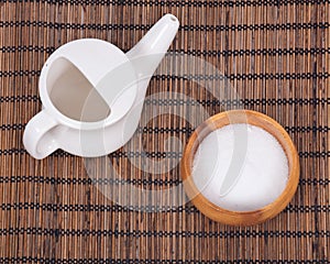 Ceramic neti pot and sea salt