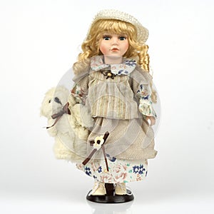 Ceramic old dolly