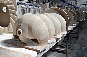 Ceramic sink factory