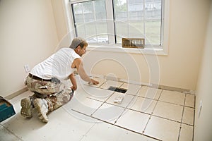 Ceramic tile installer