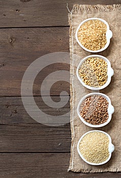 Cereals in bowls border