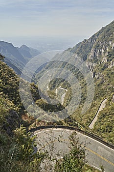 Cerra de rocinha is very windy road with a lot of switchbacks and hairpins.