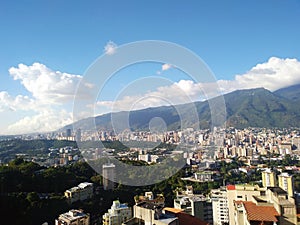 Cerro el Ávila Caracas Venezuela visto desde Colinas de Bello