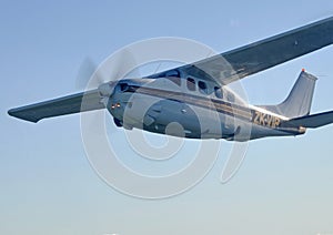 Cessna 210