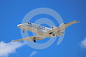 Cessna CitationJet CJ3 Model 525B About To Land