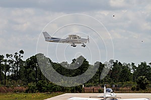 Cessna Skyhawk SP