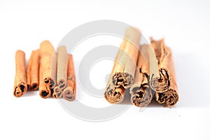 Ceylon cinnamon and cassia bark .external differences