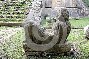 Chacmool, sculpture, symbolizing slain warriors carrying offerings to the gods, Chichen-Itza, Mexico