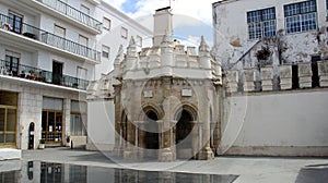 Chafariz dos Canos, medieval water fountain pavilion, Torres Vedras, Portugal