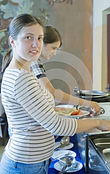 Chafing dish heaters at the banquet table