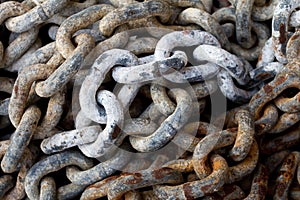 Chain with big shackles