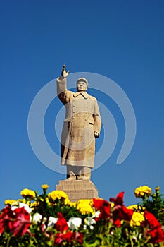 Chairman Mao's Statue photo