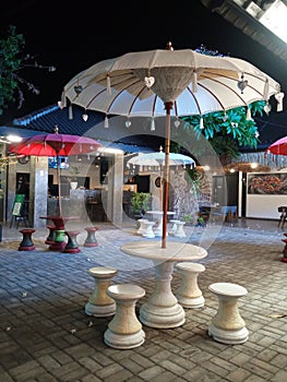 chairs and tables in the hotel courtyard