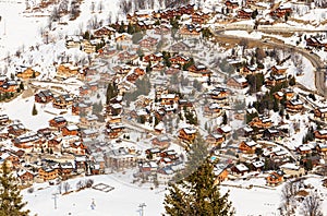 Chalet on the slopes of the valley Meribel. Ski Resort Meribel