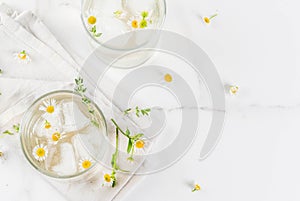 Chamomile, thyme and honey cocktail