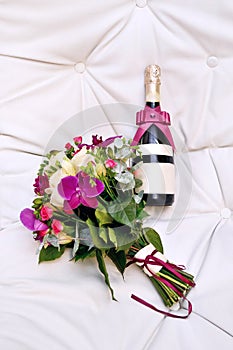 Champagne Bottle with Wedding Valentine Decoration Flowes