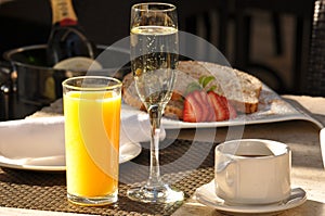 Champagne breakfast