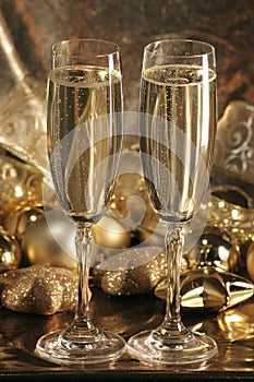 Champagne cups2