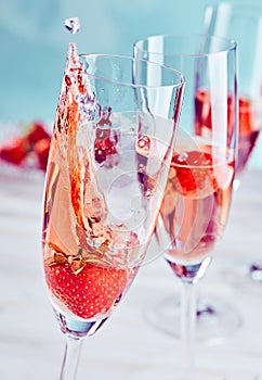 Champagne and strawberry splash