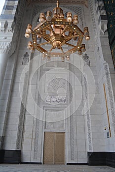 Chandelier Marble Screen Wall Gate King Abdullah Mecca