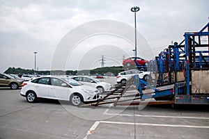 Changan Ford Automobile Co., two factory cars vehicle transport field