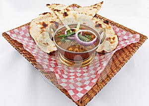 Channa masala with naan