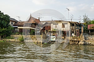 Chao Phraya riverside houses