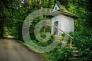 Chapel at the top in KoÅ›cienko nad Dunajcem