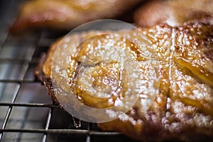 Charcoal-boiled Pork Neck