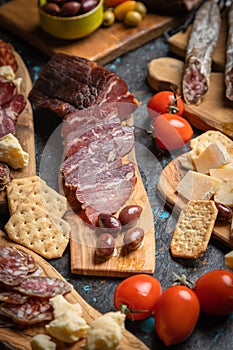 Charcutierie board with various cold cuts