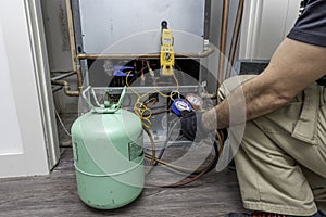 Charging a heat pump with R22 refrigerant