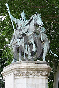 Charlemagne statue in Paris