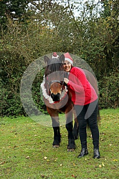 Enano celebra navidad 