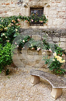 Chateau garden stone bench