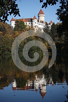 Chateau Konopiste in reflection